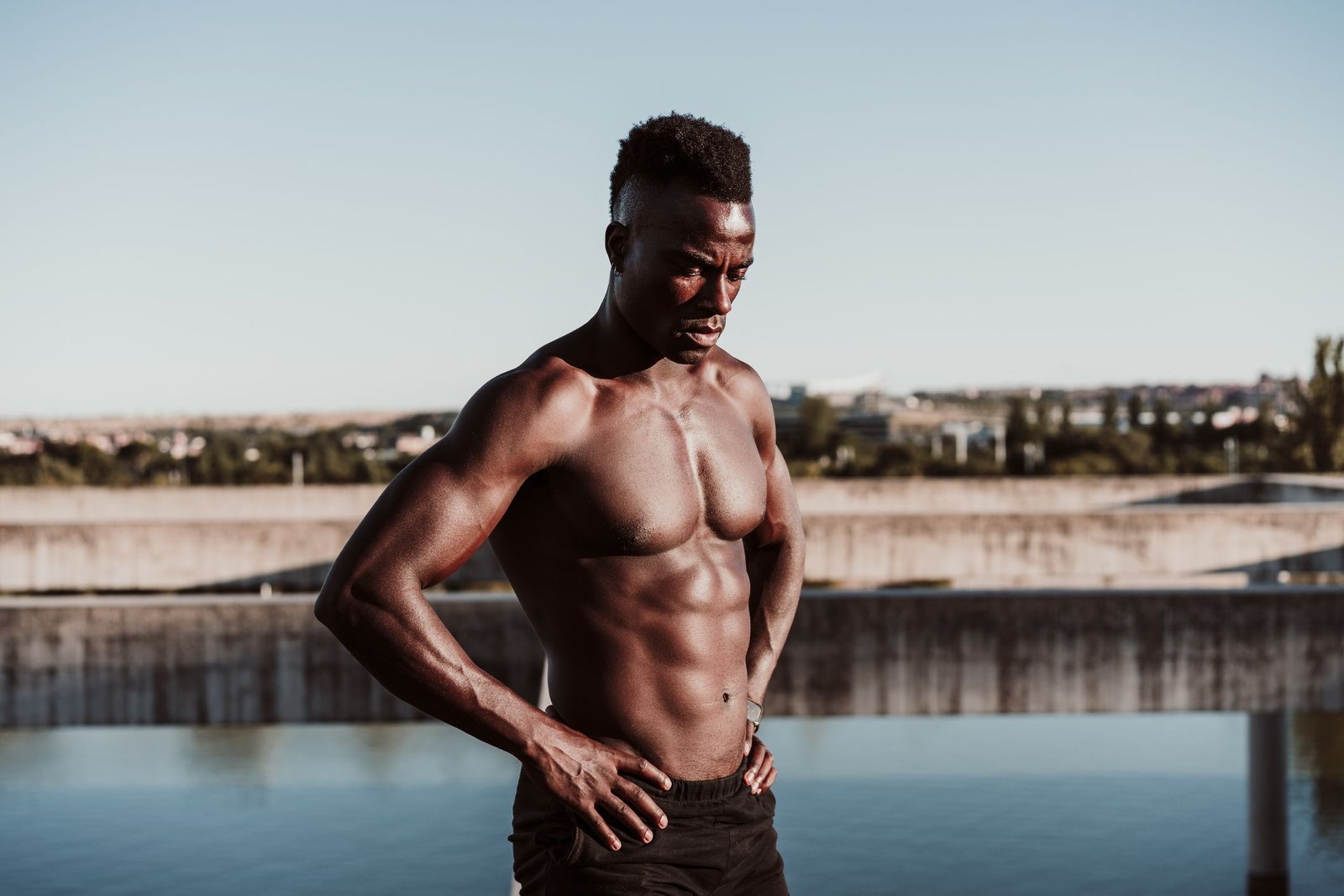 A Physique Coach Shared His Easiest ‘Do Nothing’ Recommendation for Burning Fats